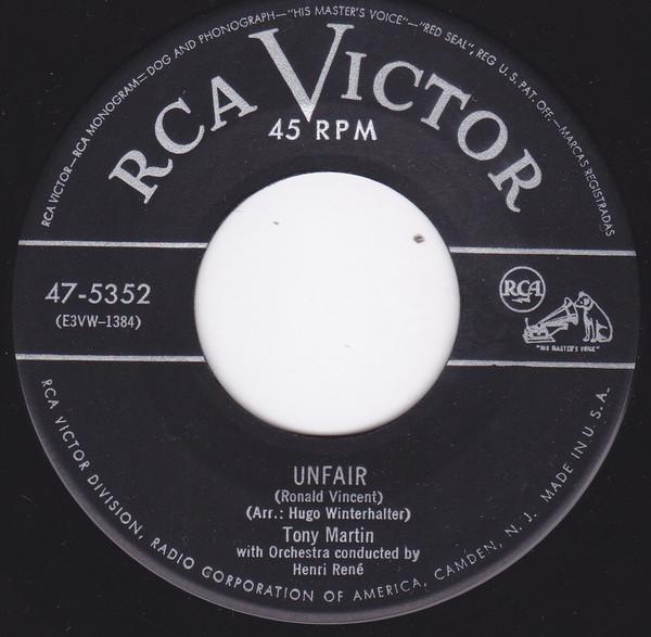 

7inch Record TONY MARTIN Unfair Sorta On The Border 475352 RCA VICTOR 1953 US Jazz Used