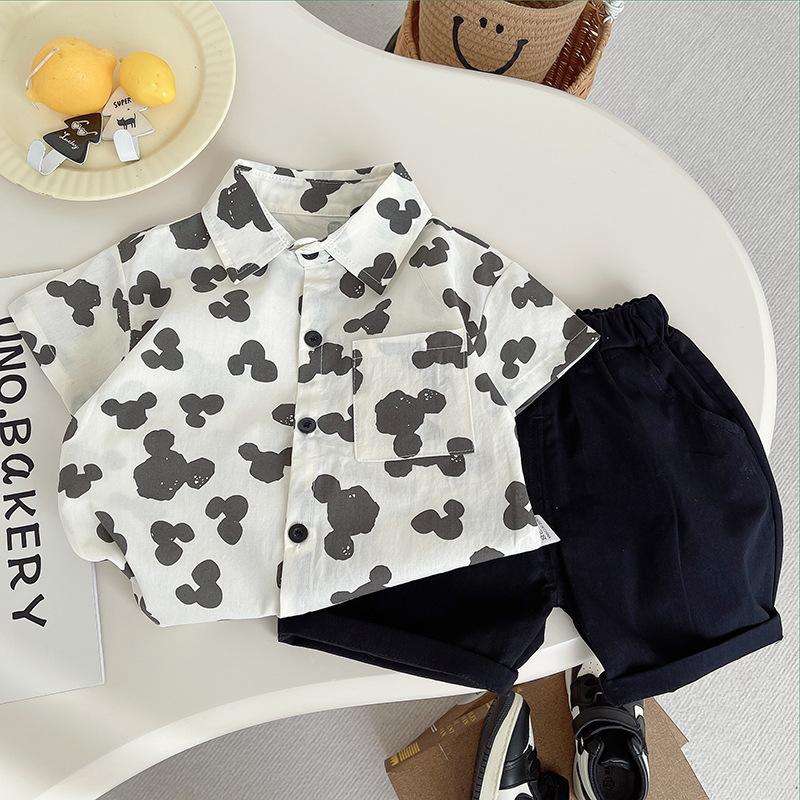 

Детский комплект с коротким рукавом и воротником, мальчиковая мультяшная рубашка с полной принтованной графикой, повседневные шорты, футболка+шорты, комплект из двух предметов 120