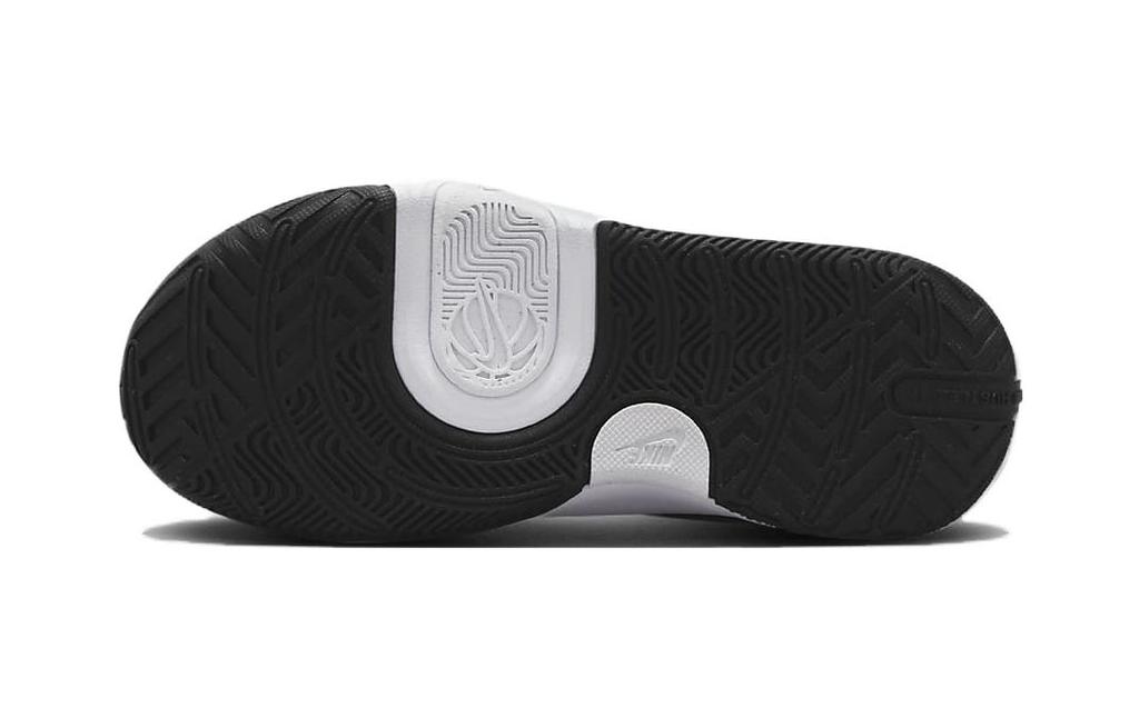 Nike Team Hustle D 11 BP Anti Kick Low Top Children's Basketball Shoes Black White Children Aged 3 7 Years Old DV8994-002