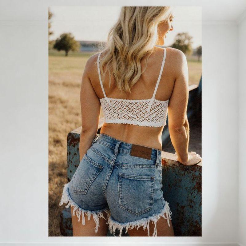 

Sexy Blonde Woman Wavy Hair Countryside Metal Tin Sign Vintage Blue Metal Structure Wall Decor for Home Pub Bar 8x12 Inch Rustic 20x30cm（7.8x11.8inch）