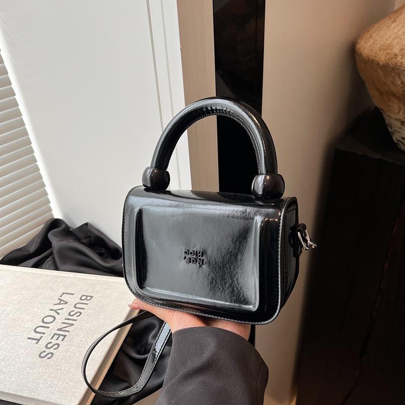 2025 summer new fashion bag small square bag niche designer exquisite handbag shoulder messenger bag
