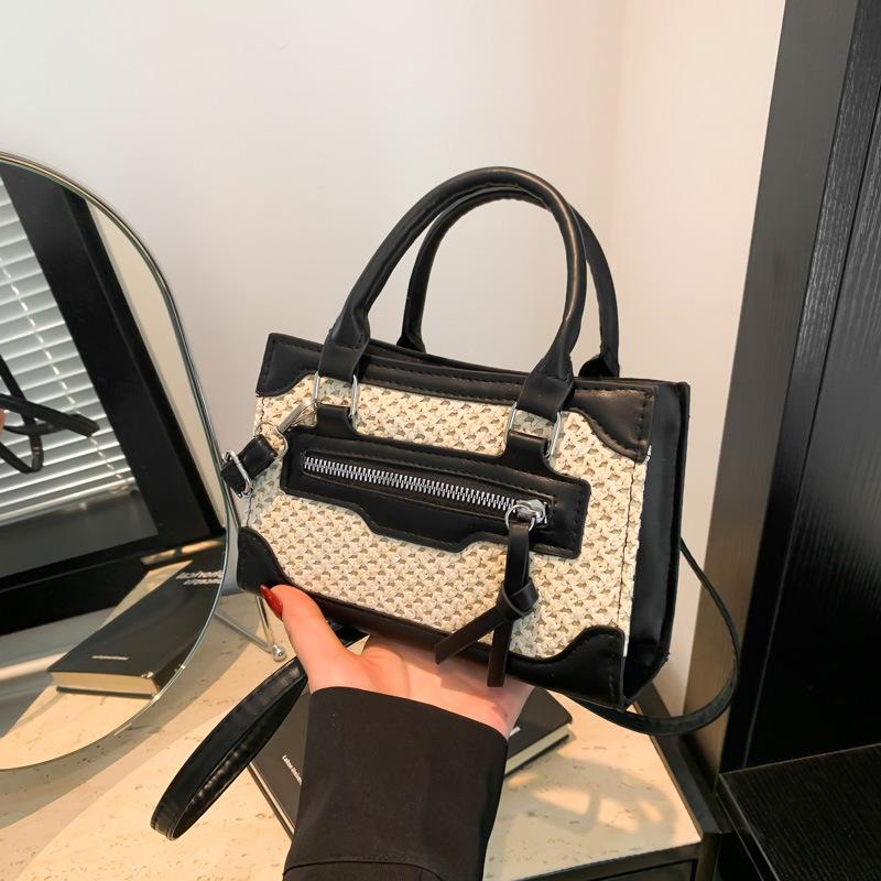 Handbag Bag Women's 2025 New Trendy Fashion Retro Small Square Bag Texture Niche Casual Ins Shoulder Messenger Bag