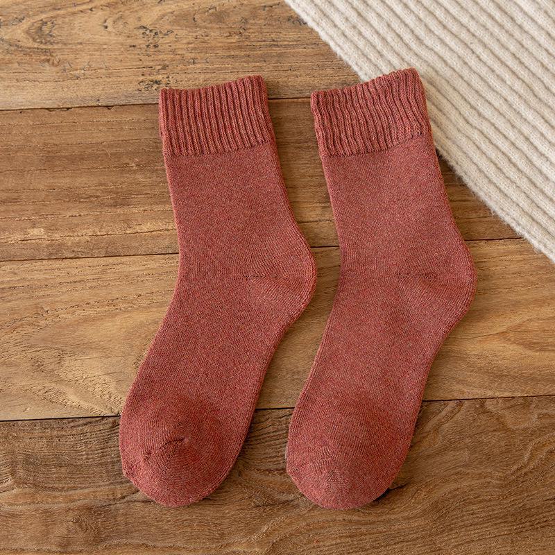 Cozy Winter Wool Socks for Men & Women – Thick, Warm, Mid & Long Tube Styles