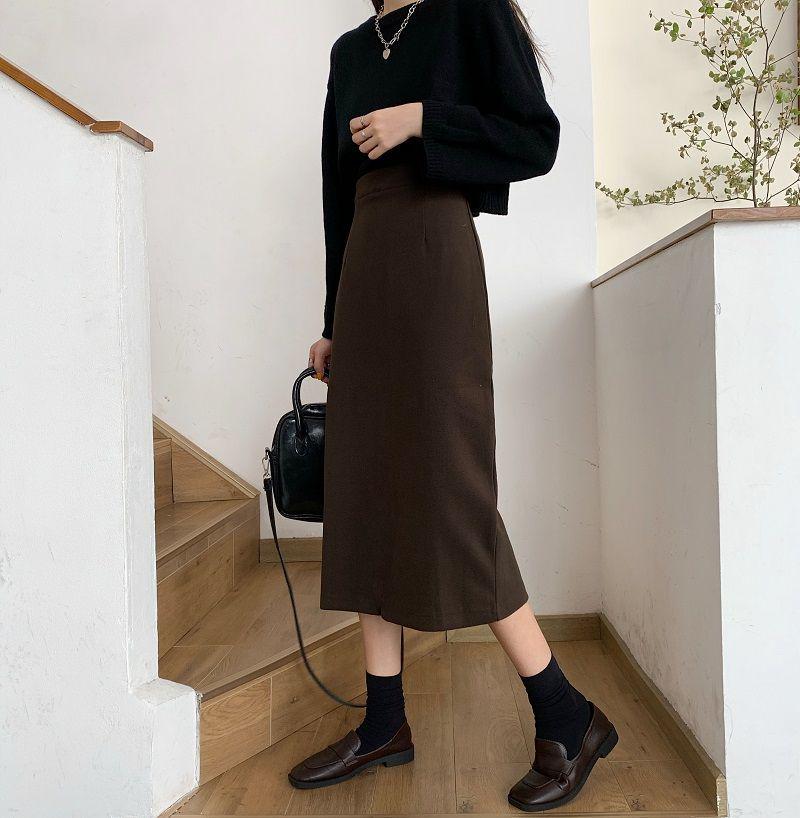 Women's 2025 Spring & Autumn High Waist Wool A-line Bodycon Skirt - Slimming Black Slit Design for Versatile Hip Coverage