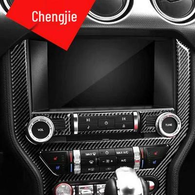 Zestaw wykończenia wnętrza z włókna węglowego Ford Mustang: Konsola, Kierownica, Dźwignia Zmiany Biegów, Kratka Nawiewu