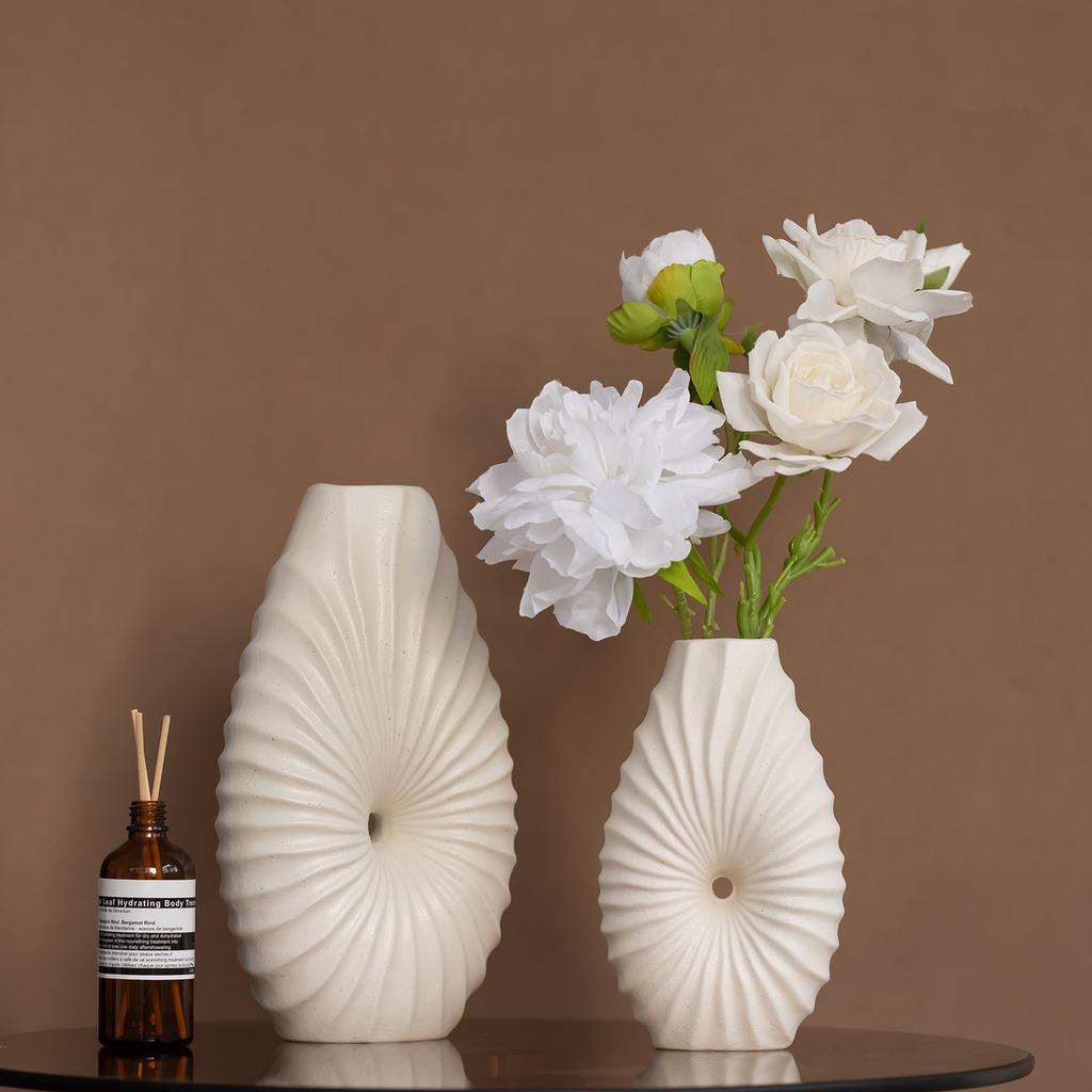 Corrugated Pointed Nozzle Flower Insert Creative Ceramic Vase High-End Ornament Home Desktop Simple Soft Decoration