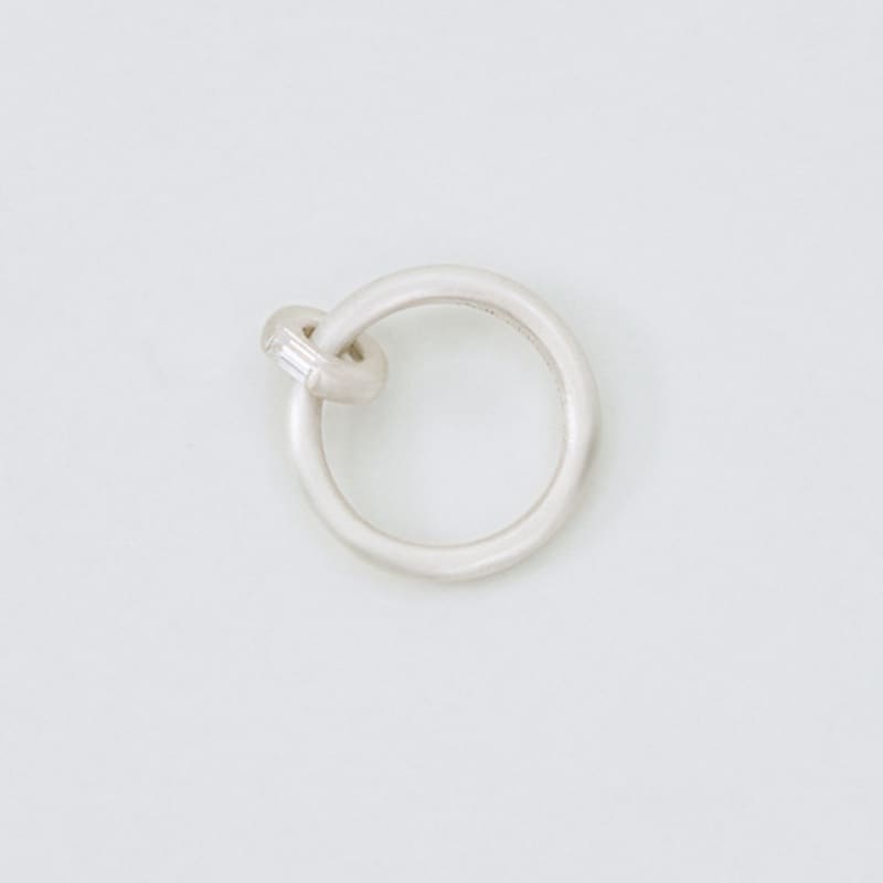 COLLECT SYNERGY white topaz donut link ring
