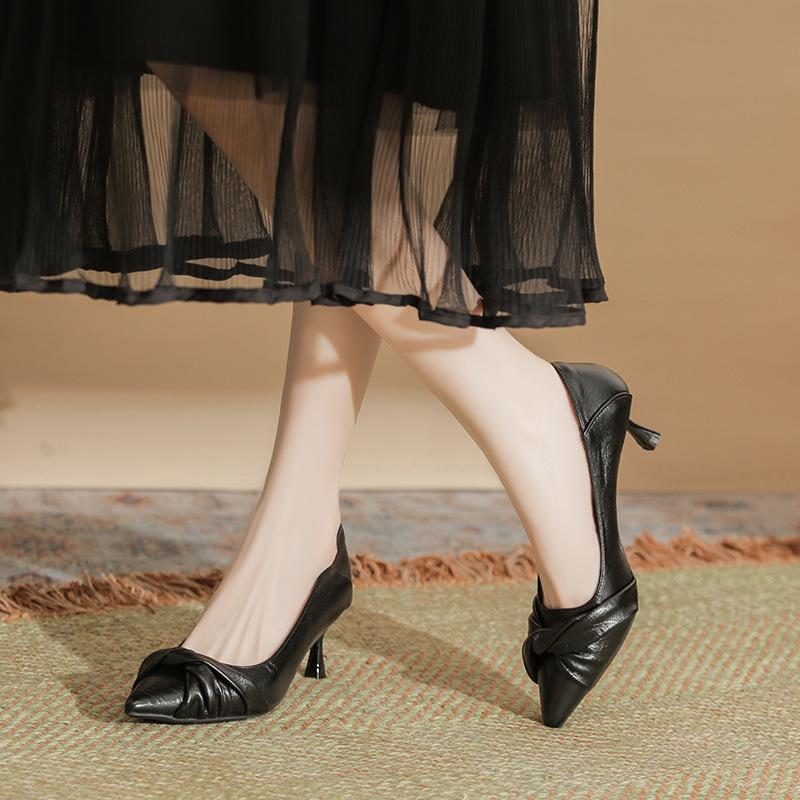 599-61 Temperament thin heels high heels women's new nude skirt fairy gentle soft leather beautiful bridesmaid shoes