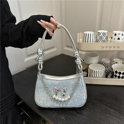 High-value and Beautiful Butterfly Chain Handbag, New Fashionable and Lightweight Shoulder Messenger Bag for Women