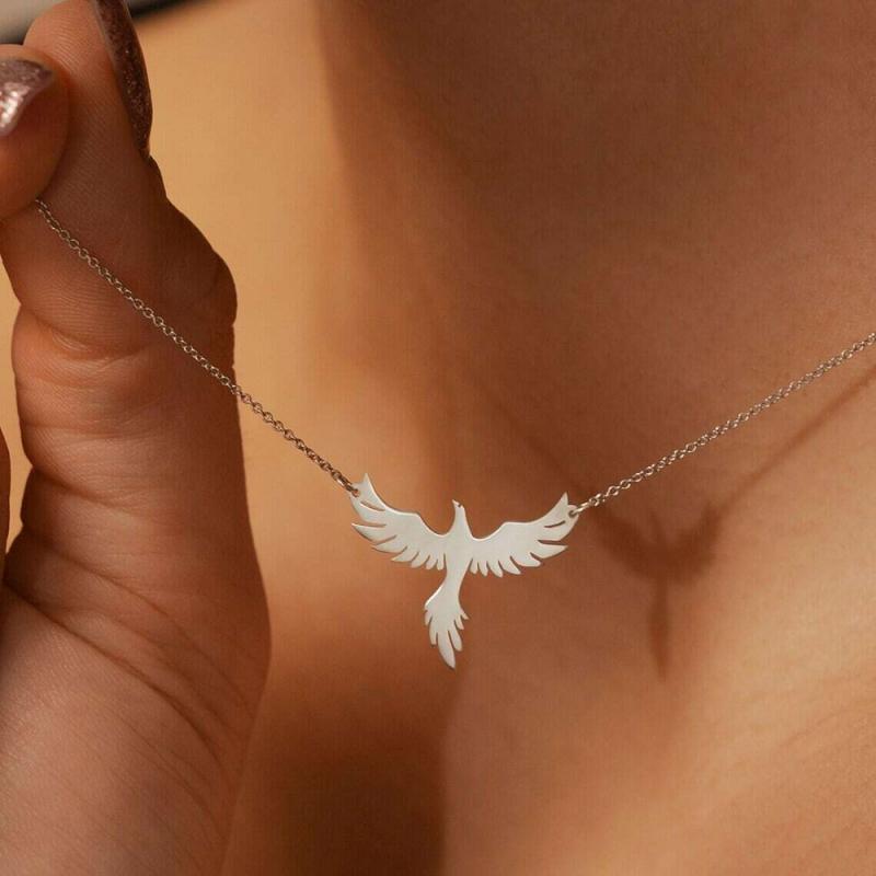 Stainless Steel Gold Color Bird Pendant Necklace for Women Exquisite Fine Chain Phoenix Firebird Necklace Charm Jewelry Gifts