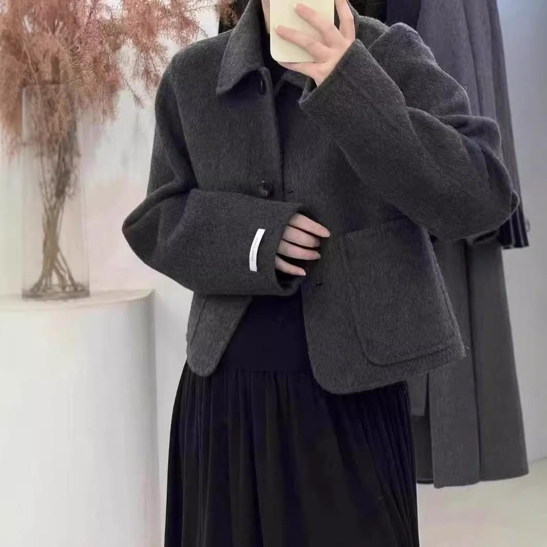 

Маленькое короткое двухстороннее шерстяное пальто, осень и зима, простое, с длинными рукавами, воротником-куклой, двухсторонний кашемировый плюш, утолщенный M