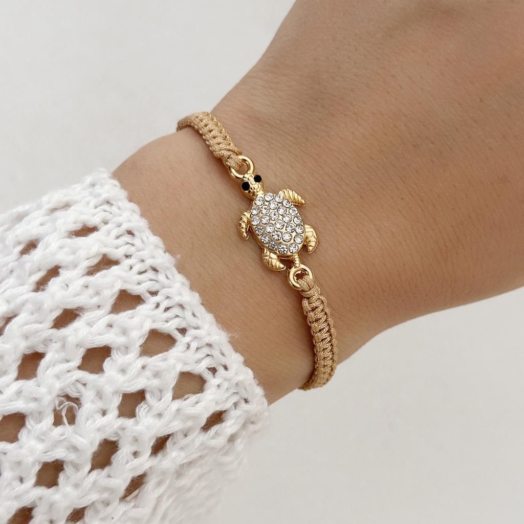 Handmade Rhinestone Inlay Braided Rope Bracelet for Women Boho Metal Turtle Charm Woven Chain Summer Party Jewelry Fashion Gift