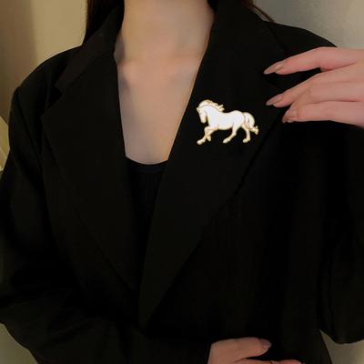 Horse Brooch Chinese Style Enamel Pin Smooth Line Design Animal Pin Metal Edging Lightweight Suit Lapel Badge
