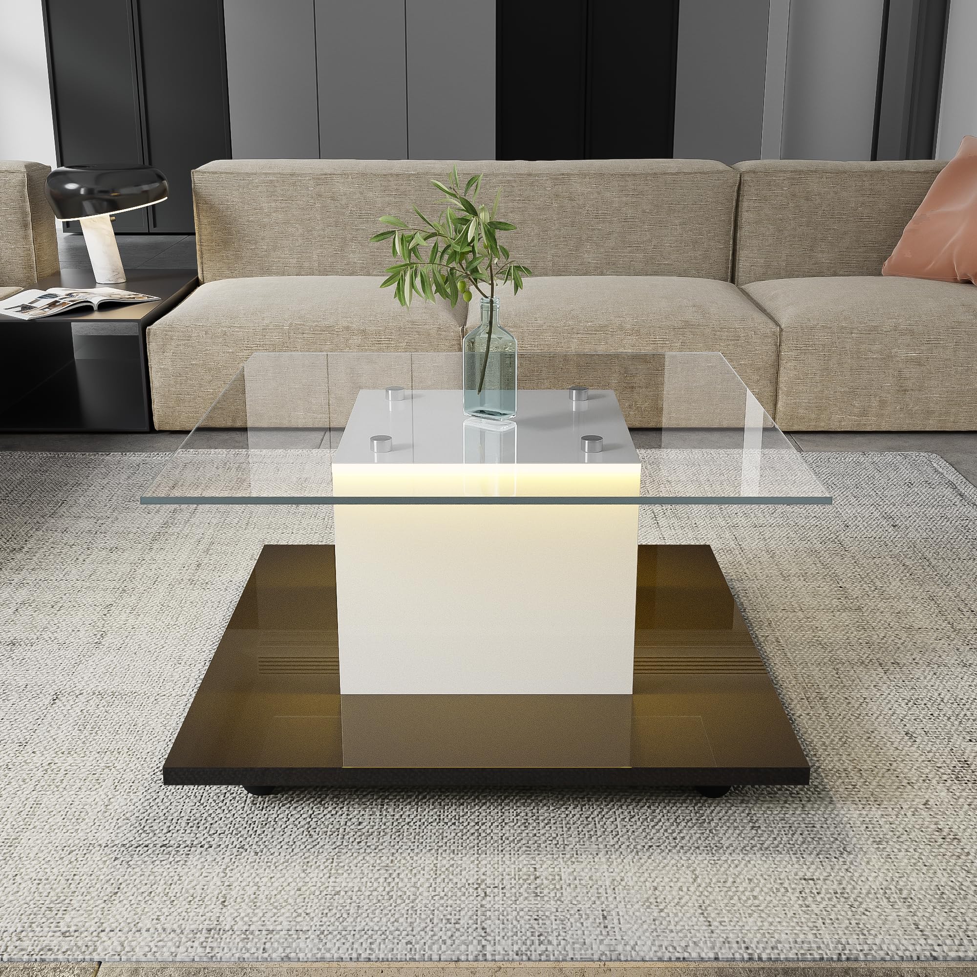 Coffee table made of high-gloss glass
