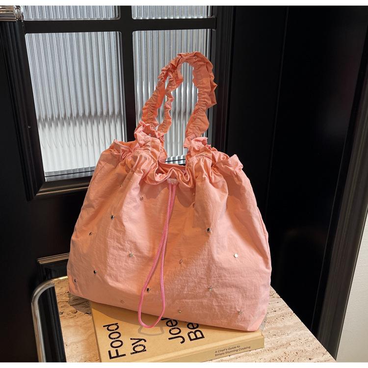 

Small fresh literary canvas bag women s 2025 summer new trendy Korean version pleated shoulder bag large capacity tote bag 36*11*31 рожевий