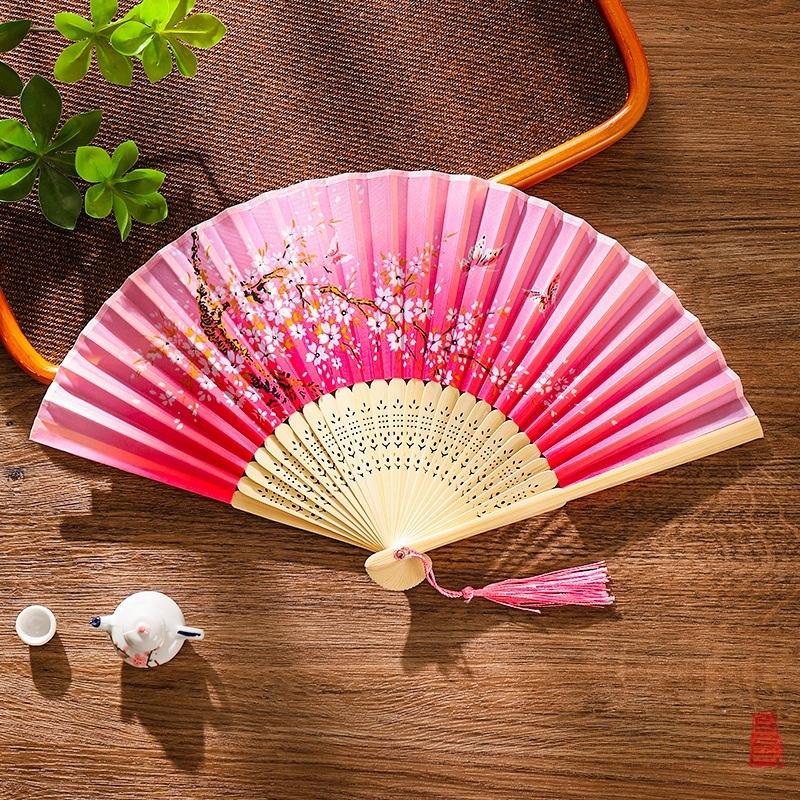 Traditional Chinese Sle Hand Fan Women's Qipao Dance Fan Portable Summer Small Foldable Fan Silk Material Bamboo Frame