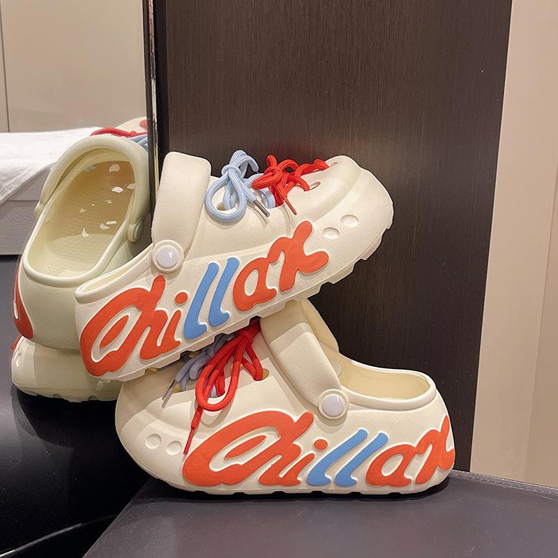 Cartoon letter hole slippers women's summer wear spring 2025 new seaside thick-bottomed cool slippers