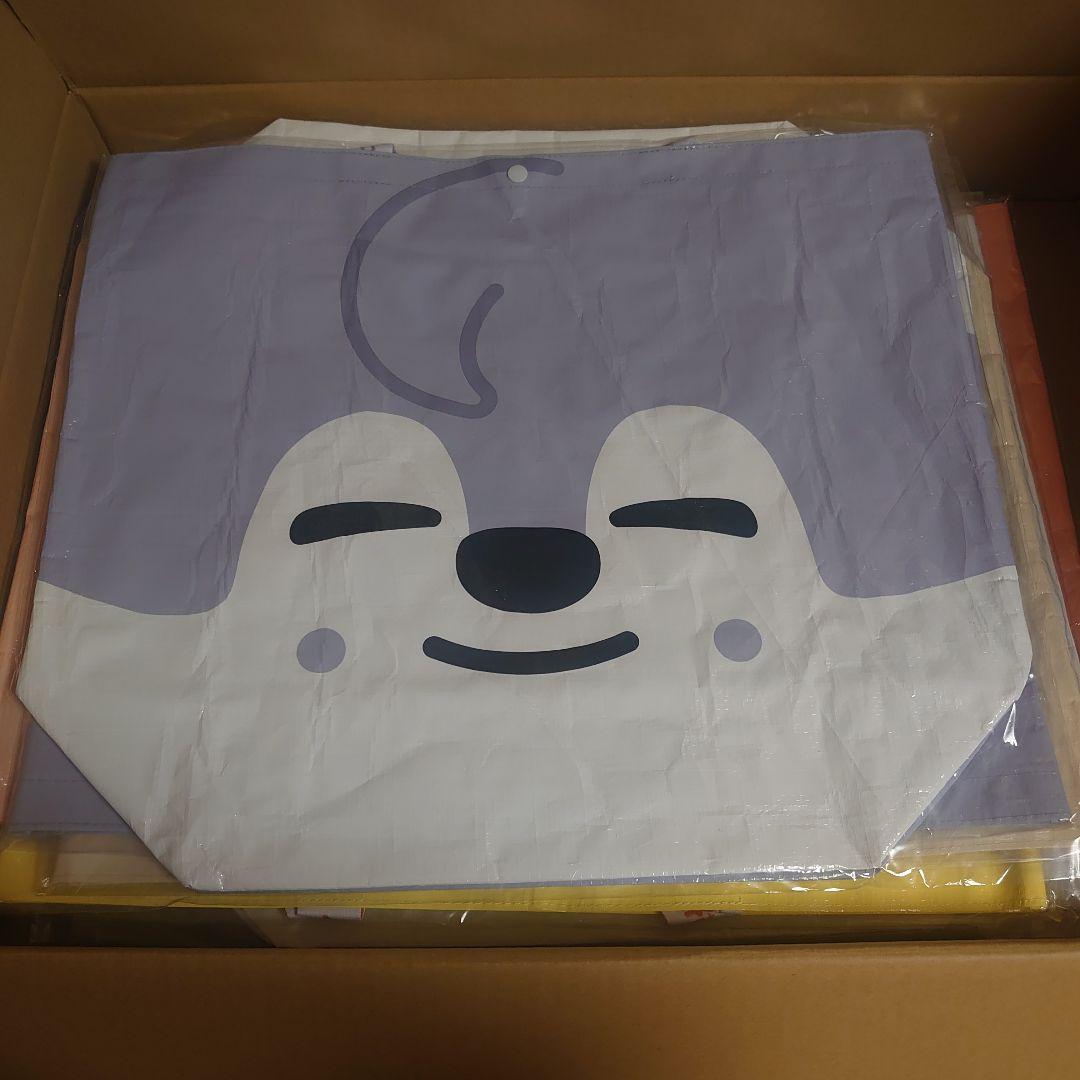 

[USED] shopping bag wolfchan