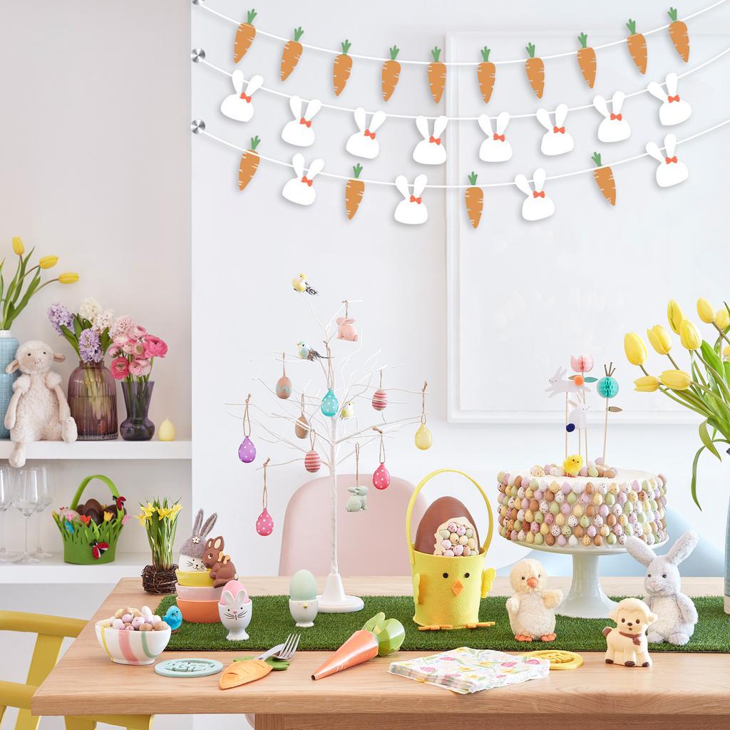 Dagelijkse benodigdheden, ballen, decoratieset voor thuis en festivals, decoratierekwisieten voor de paassfeer.