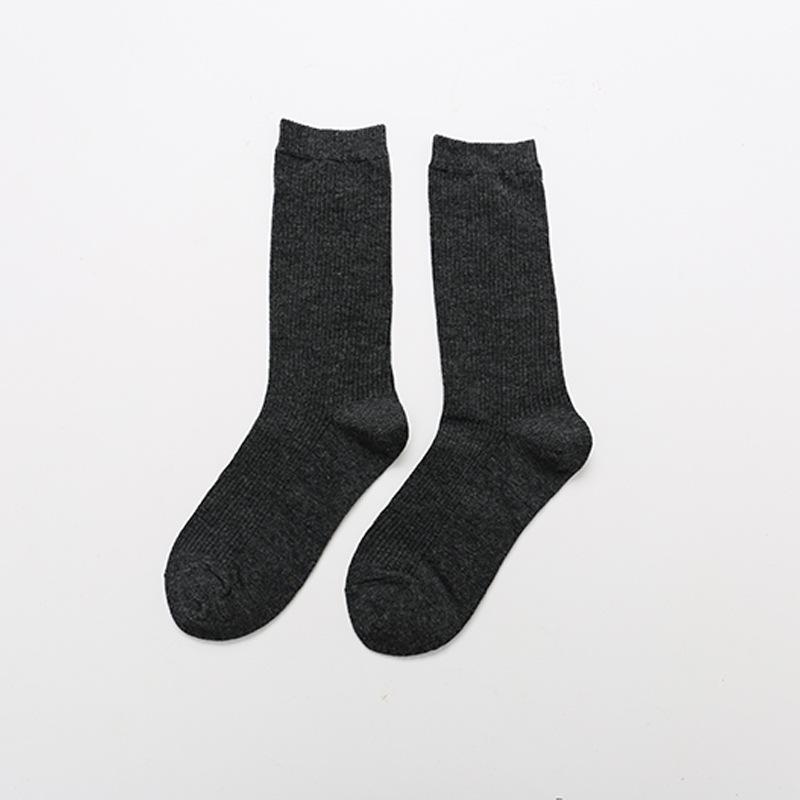 Dámské bavlněné ponožky střední délky v japonském stylu - Podzim/Zima, Jednobarevné černé, Trendy délka do půli lýtek.