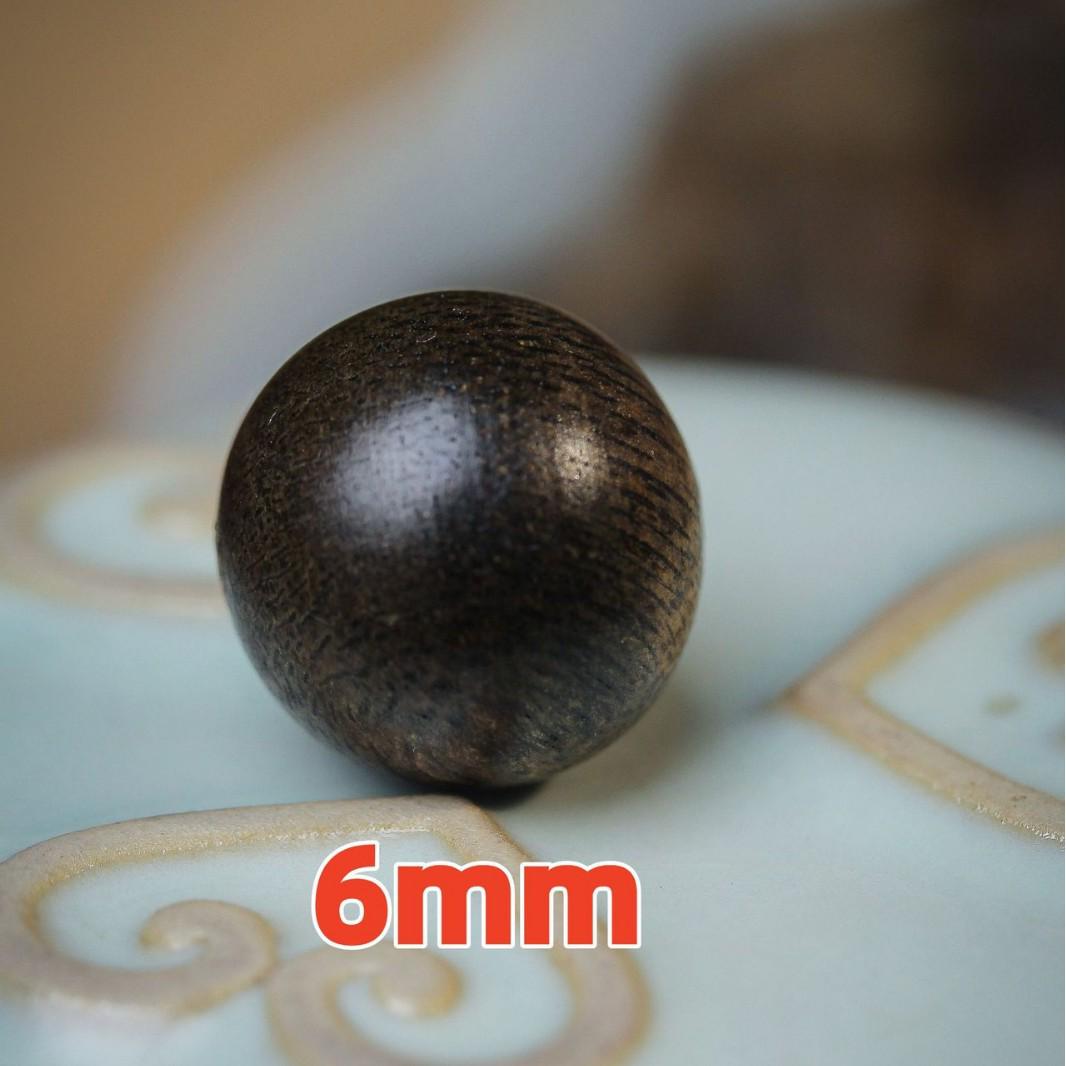 Kalimantan Sinking Grade Agarwood Bracelet: Loose Beads for DIY Jewelry and Buddhist Spacer Beads.