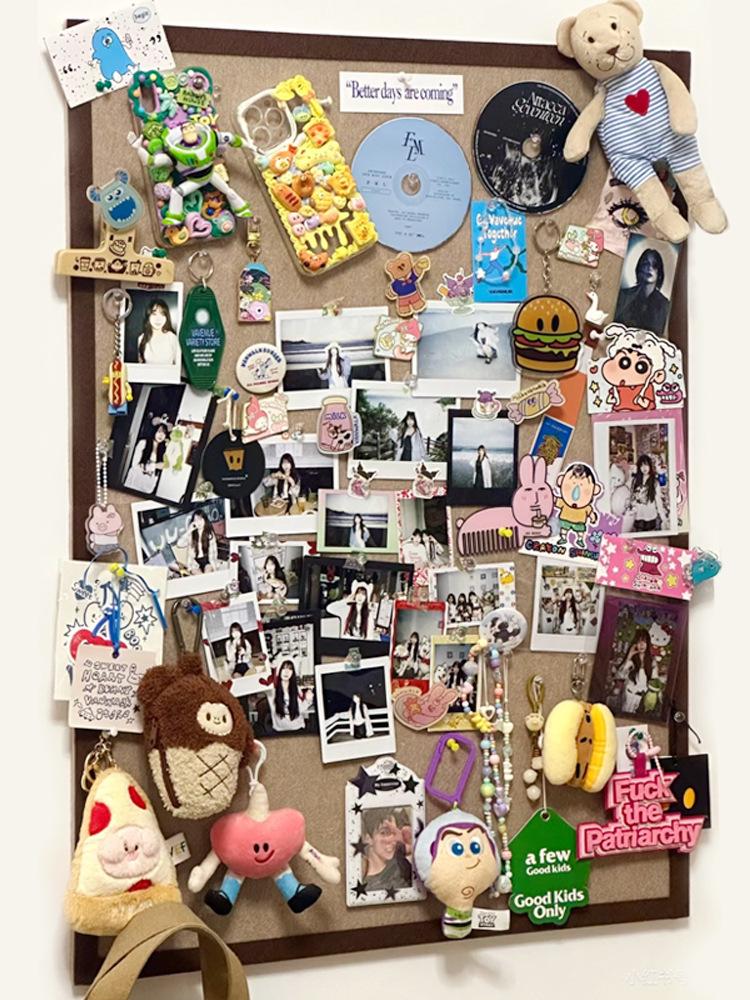 Envy Porcelain Felt Board Wall Stickers for Photo and Artwork Display