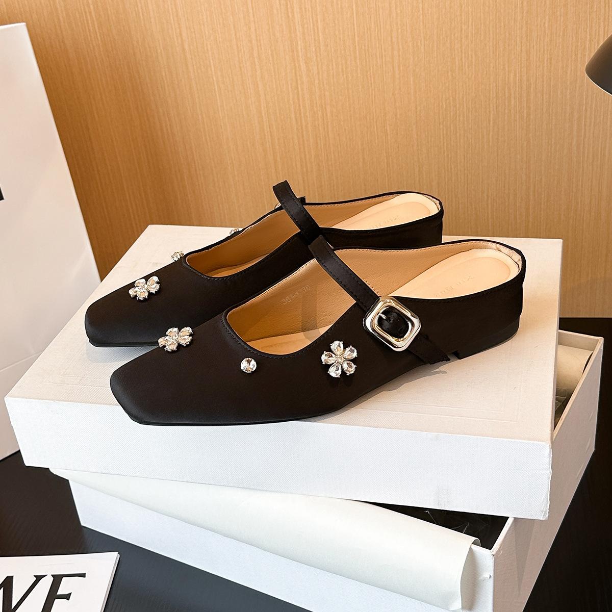 

361-1 Свежие туфли с цветком из страз, на скрытой платформе, Мюли, повседневные, в стиле OL, на среднем каблуке, с квадратным носком, с открытой пяткой 35 чёрный