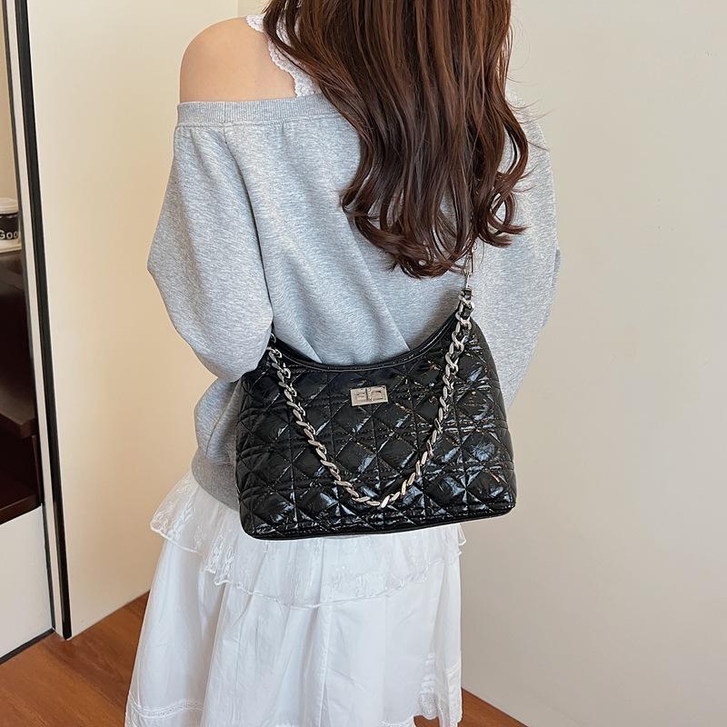 Rhombus chain shoulder bag summer new women's high-end texture commuter bucket bag