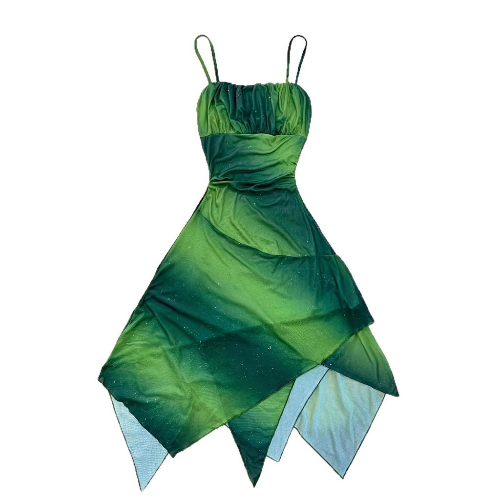 Pure desire wind green thin shoulder strap pleated waist outline curve irregular petal skirt fairy sultry dress