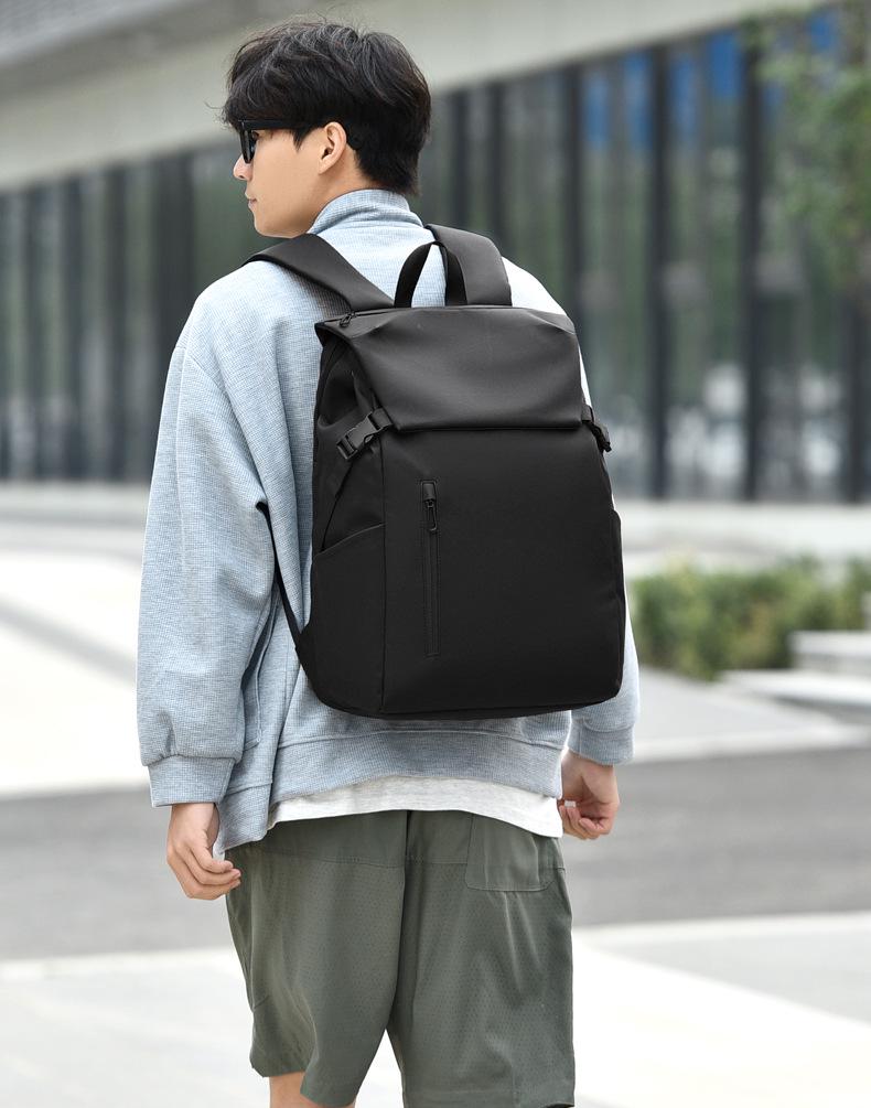2025 Casual Sports Backpack: Large Capacity, Wet/Dry Separation for Students & Commuters
