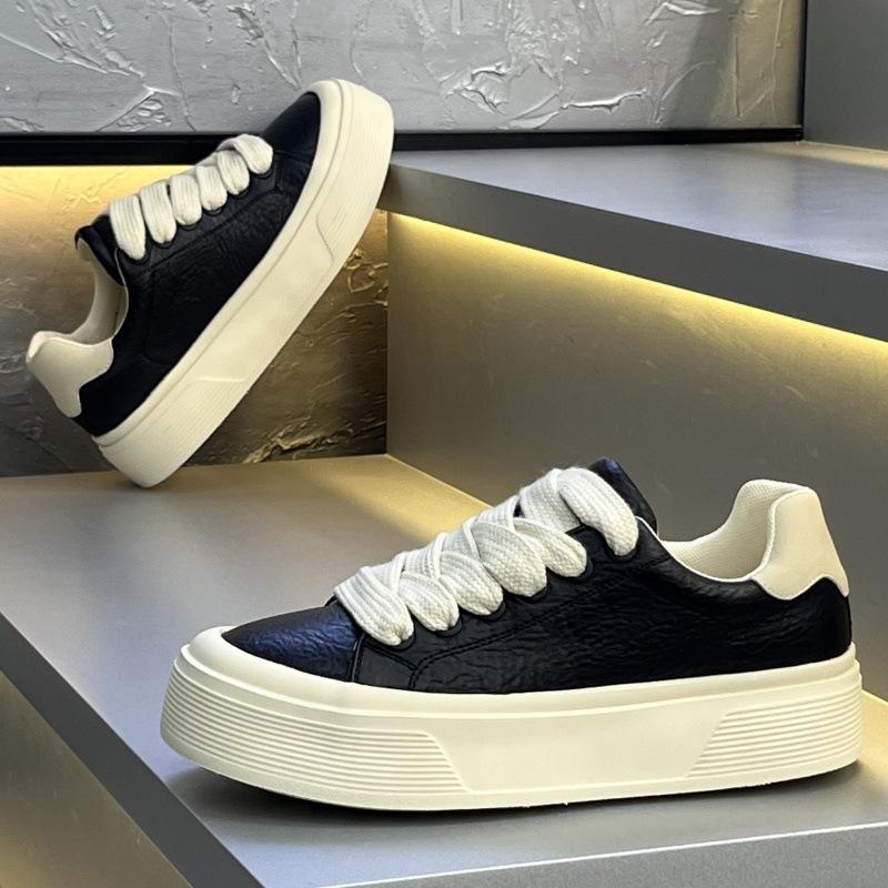

Autumn low-top leather comfortable sports shoes soft-soled breathable casual shoes xlz 43 leather shoe size