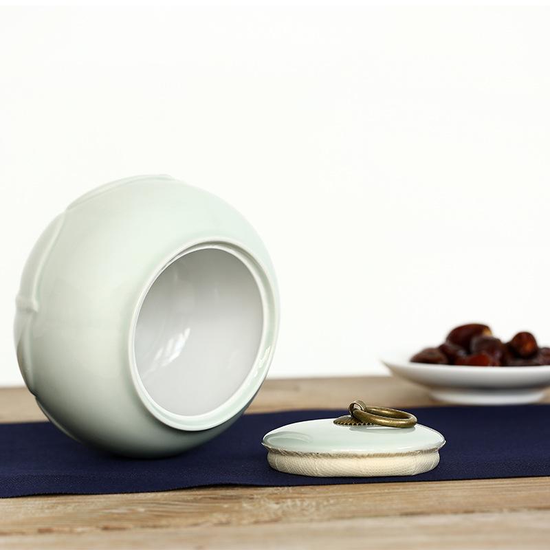 Ceramic tea can gift box sealed tank household storage tea can storage tank porcelain tank green black tea Pu'er tea tank