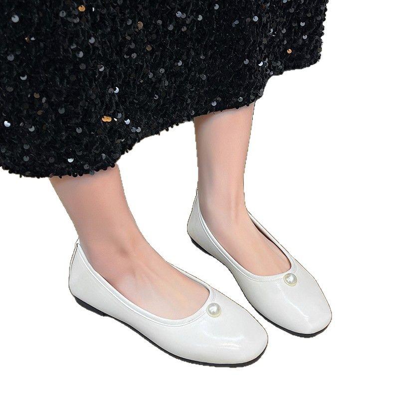 Frühling und Sommer neue einfache weichsohlige Perlen Einzel Schuhe Damen Frühling und Sommer Ein-Pedal flachsohlige Oma Schuhe mit flachem Mund