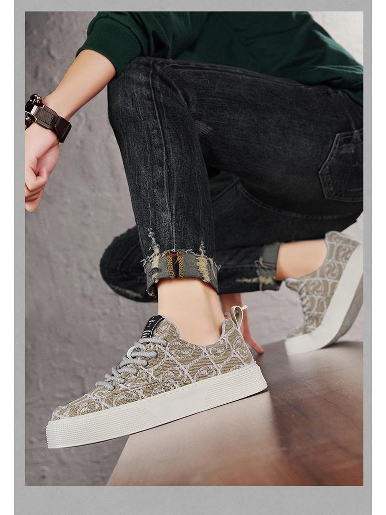 Men's 2024 Trendy Soft-Low Sneakers with Printed Embroidery
