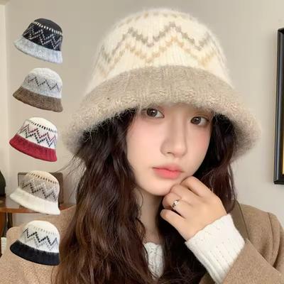 Winter Warm Fashion Women with Flower Cloche Caps Warm Knitted Bucket Bowler Hat Vintage Wrinkled Beanie Cap for Tralve Wear