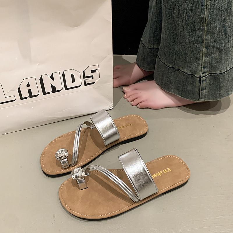 Rhinestone Set Toe Beach Sandals 2025 Summer New High-end Fashion Flat-bottomed Slippers Women's One-word Slippers