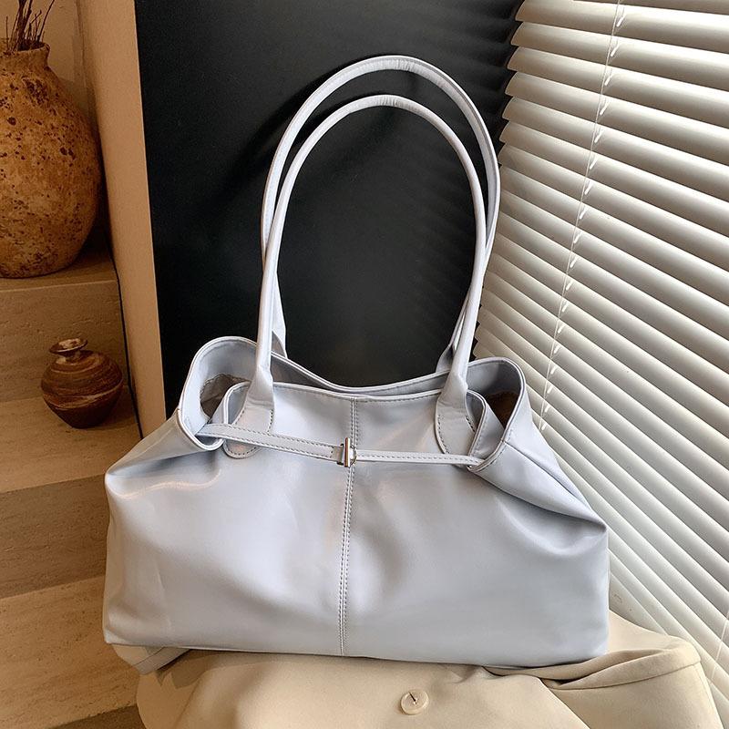 Spring and Summer Foreign Style Large-capacity Soft Leather Bag Women's 2025 New Casual Commuting Shoulder Bag Fashionable Portable Tote Bag