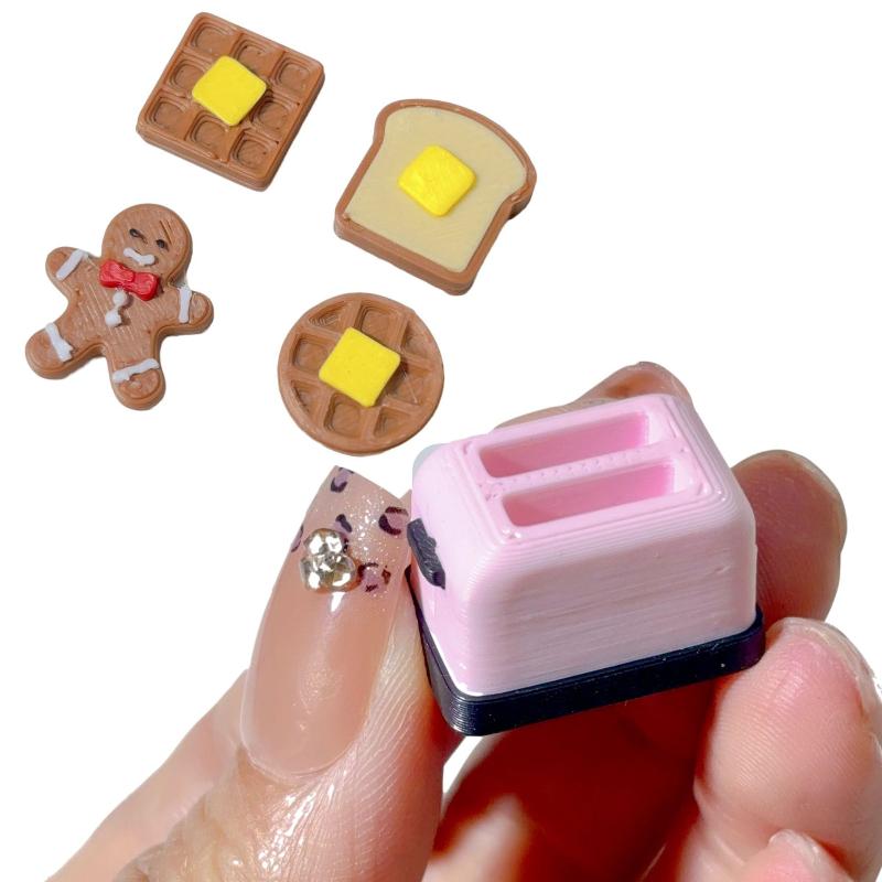 

5Pcs 1:12 Dollhouse Creative Kitchen Breakfast Toaster Home Decor Cute Mini Toaster With Bread Biscuit Model Photo Props A3