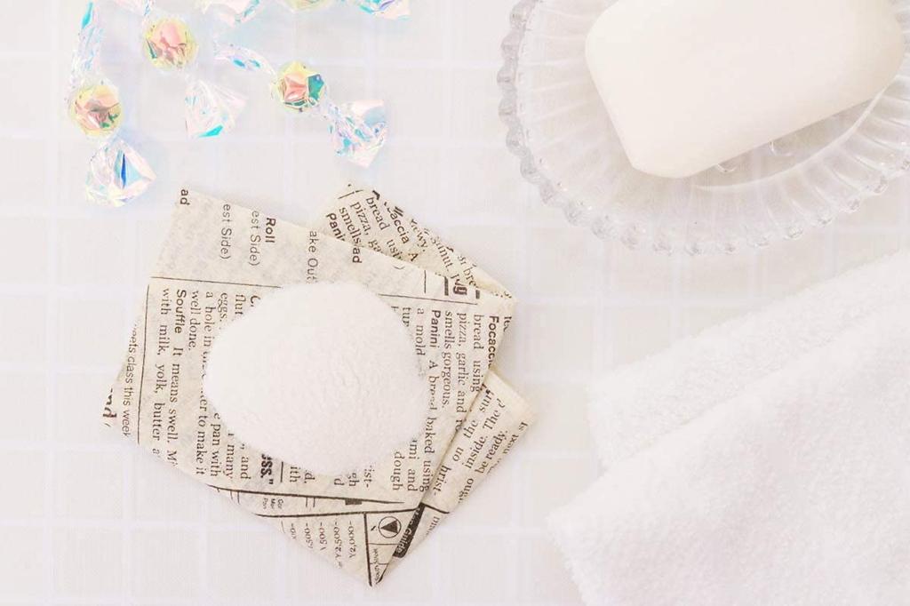 Kiyo Pyrethrum Milky Bath Salts x 2 Set Powdered Bath Salts Vanilla Milk Scent Moisturizing Milky White Type [700g / Peko-chan Bottle] (Contains