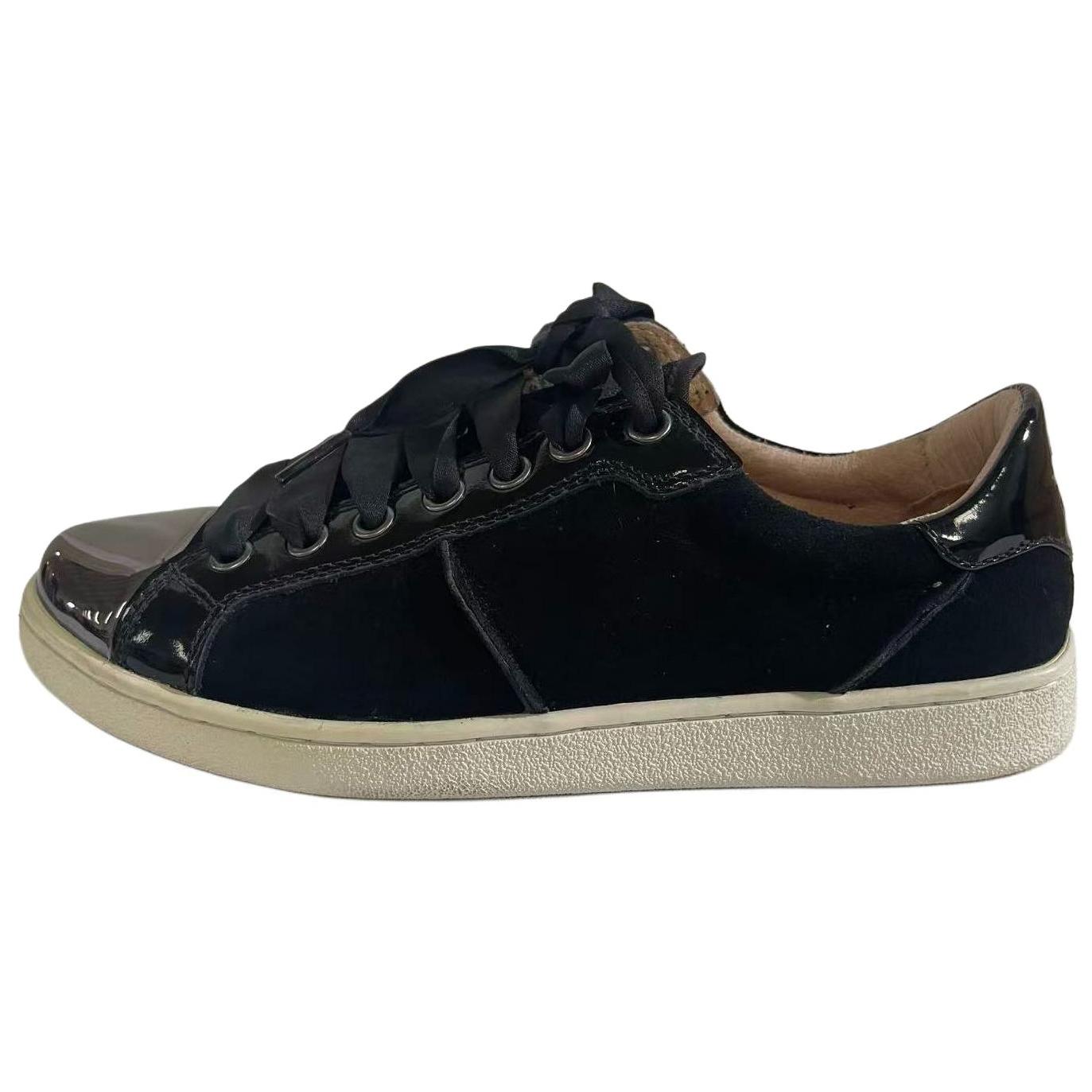 

UGG Evangeline Sheepskin Versatile Vintage Low-Top Sneakers Women sneakers Black 1092533-BLK 38