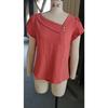 Camisa Casual Chic de Talla Grande para Mujer - Diseño Ligero de Manga Corta con Pétalos, Top Transpirable de Color Puro