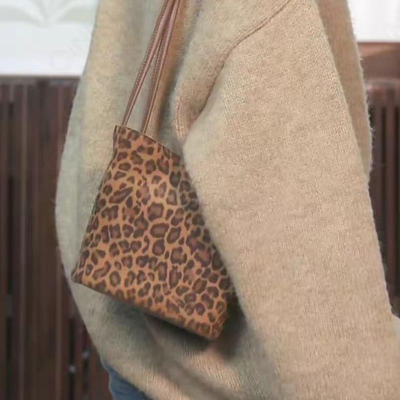 Autumn and winter new women's bags niche design retro leopard print leather suede cowhide bucket bag high-end messenger bag