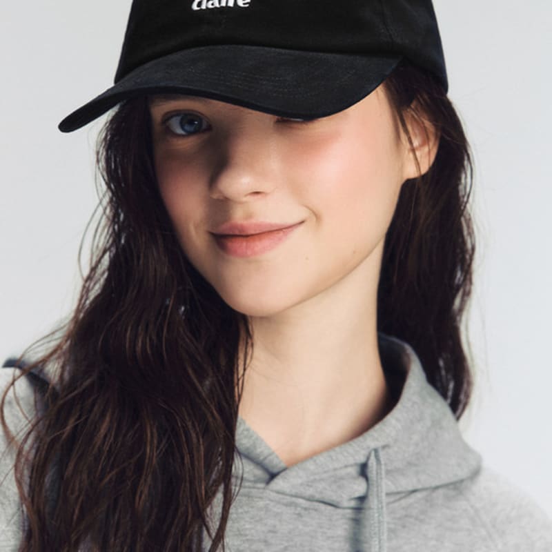 

marieclaire Marie Small Logo Ball Cap (MAFCHT01NBK) BK(Black)_FF(FREE)
