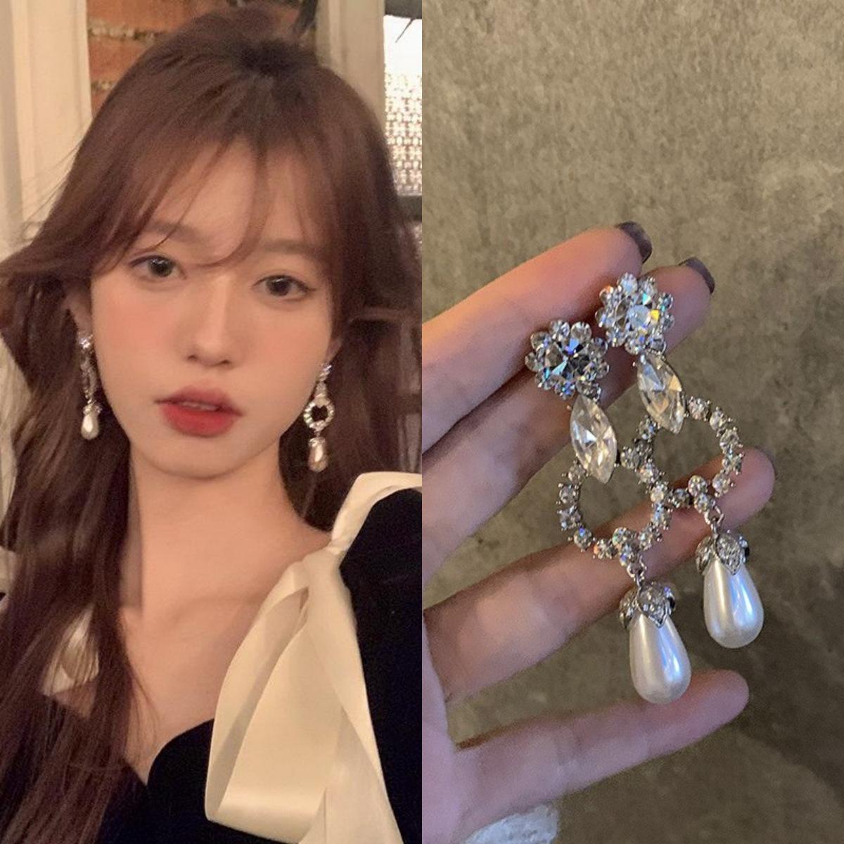 

2025 Вишуканий Нішевий Дизайн Прості Розкішні Сережки для Жінок - Висококласні Універсальні Сережки-Пусети