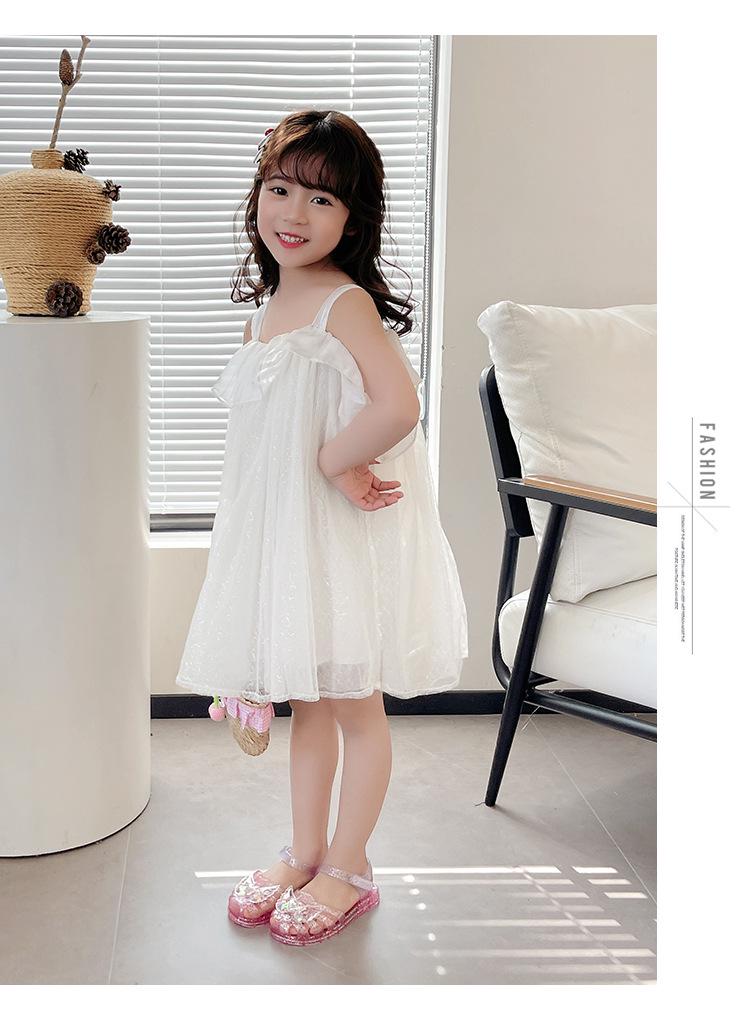 2026 Summer Girls' Breathable Crystal Jelly Sandals: Outdoor Princess Beach Shoes with Soft Sole