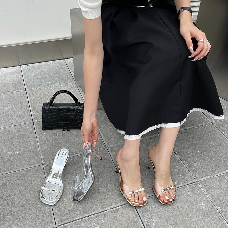 

Open-toed breathable bow square head high-heeled sandals simple temperament versatile slippers outer wear 40