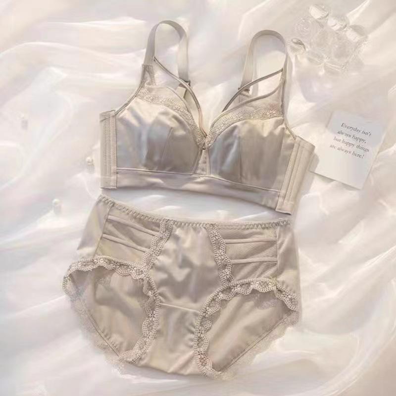 Sexy Rimless Rabbit Ear Cup Bra Comfortable Large Chest Small Push Up Underwear Set