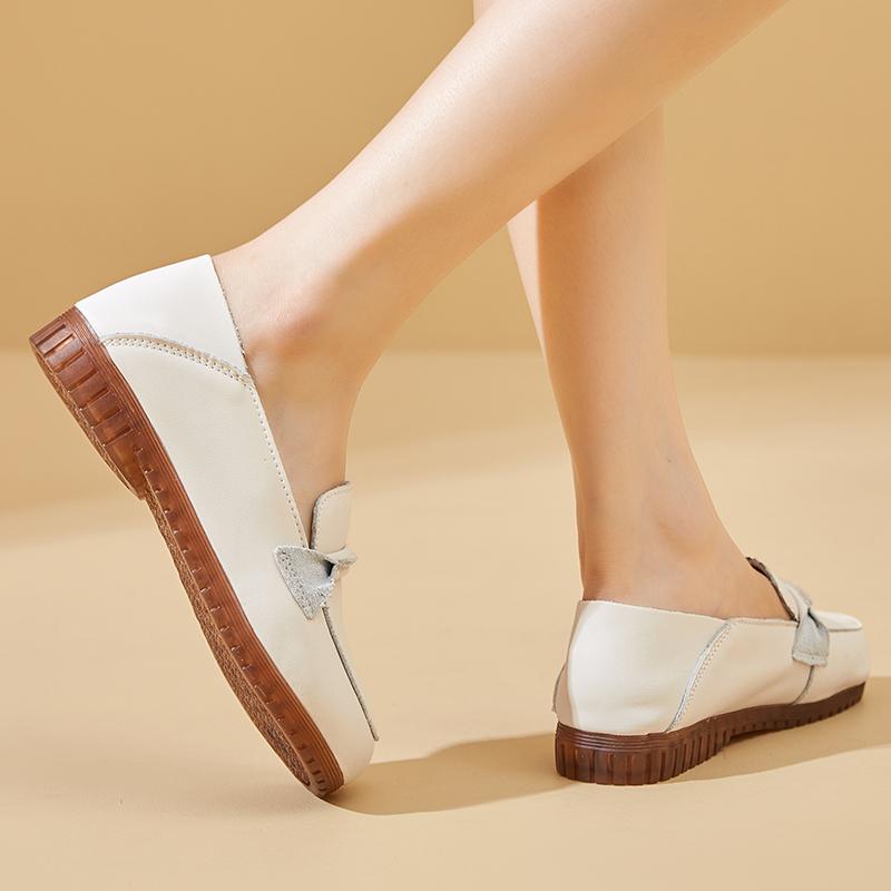 2025 New Red Ballet Flats Ladies Cow Leather Loafers Womens Moccasins Business Office Shoes Mother Travel Flats Woman