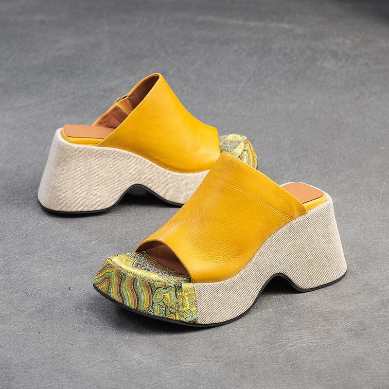 2024 Summer Women's Peep-toe Wedge Heel Slippers - Stylish Thick-soled, Height-increasing, Versatile Outdoor Footwear