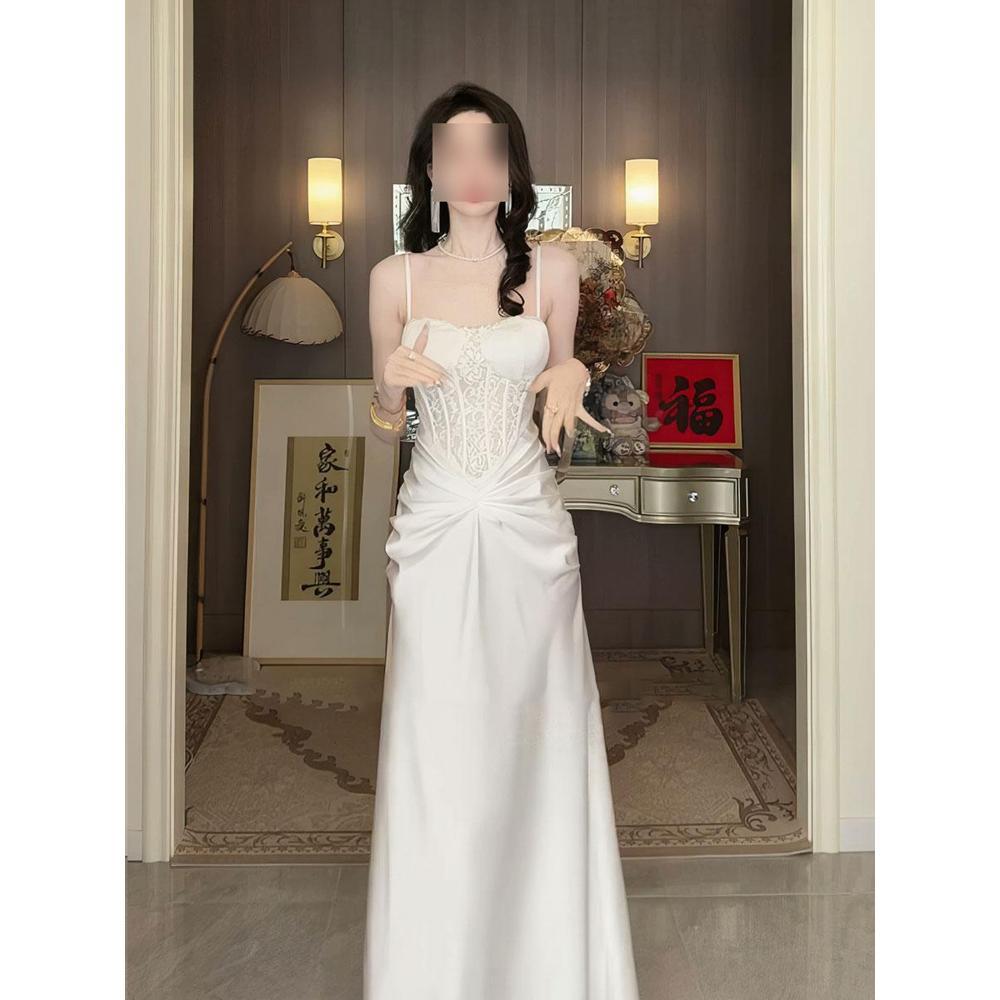 Temperament style fashion temperament small lace splicing fishbone suspender dress dress